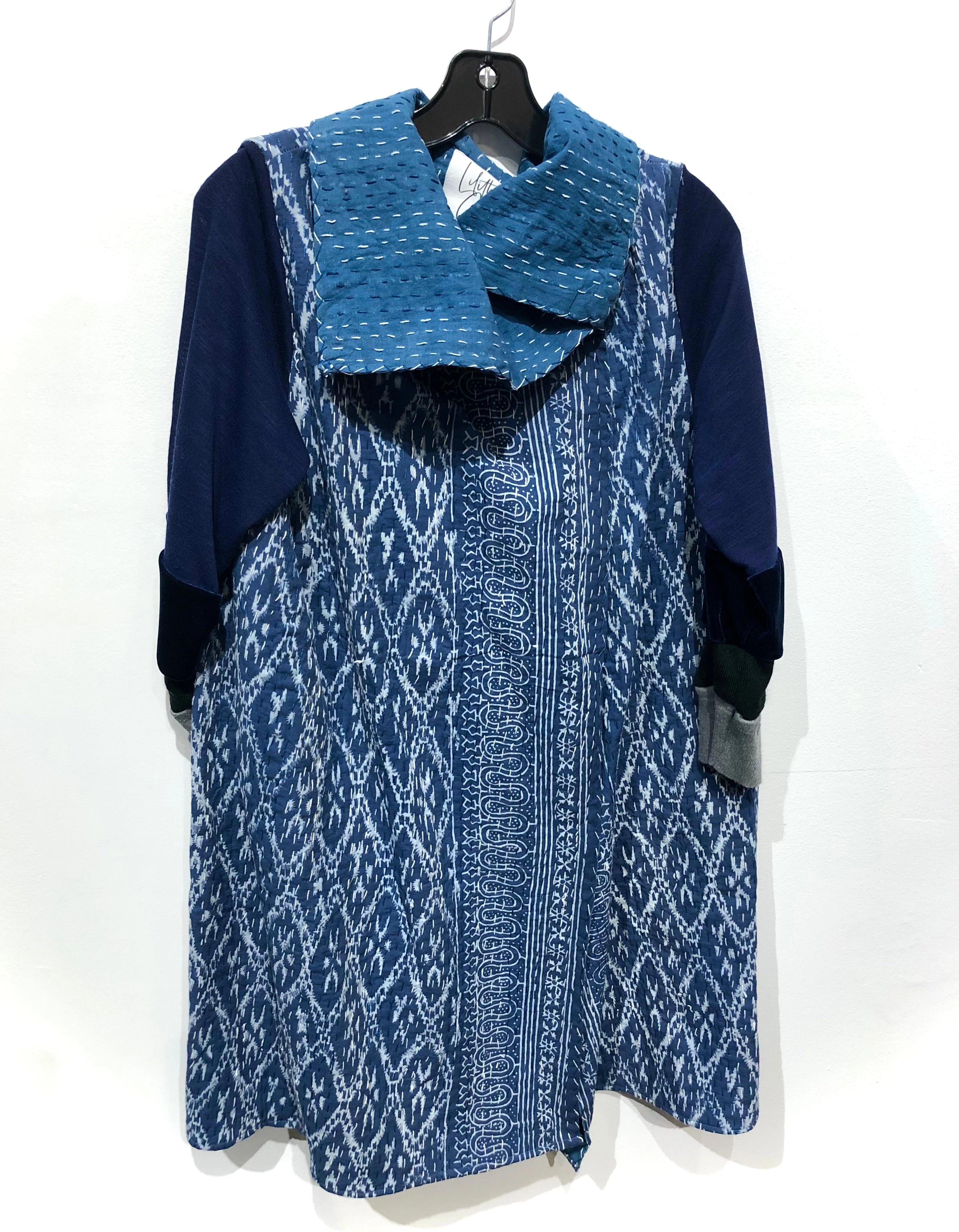 Kantha jacket Blue and white no pockets