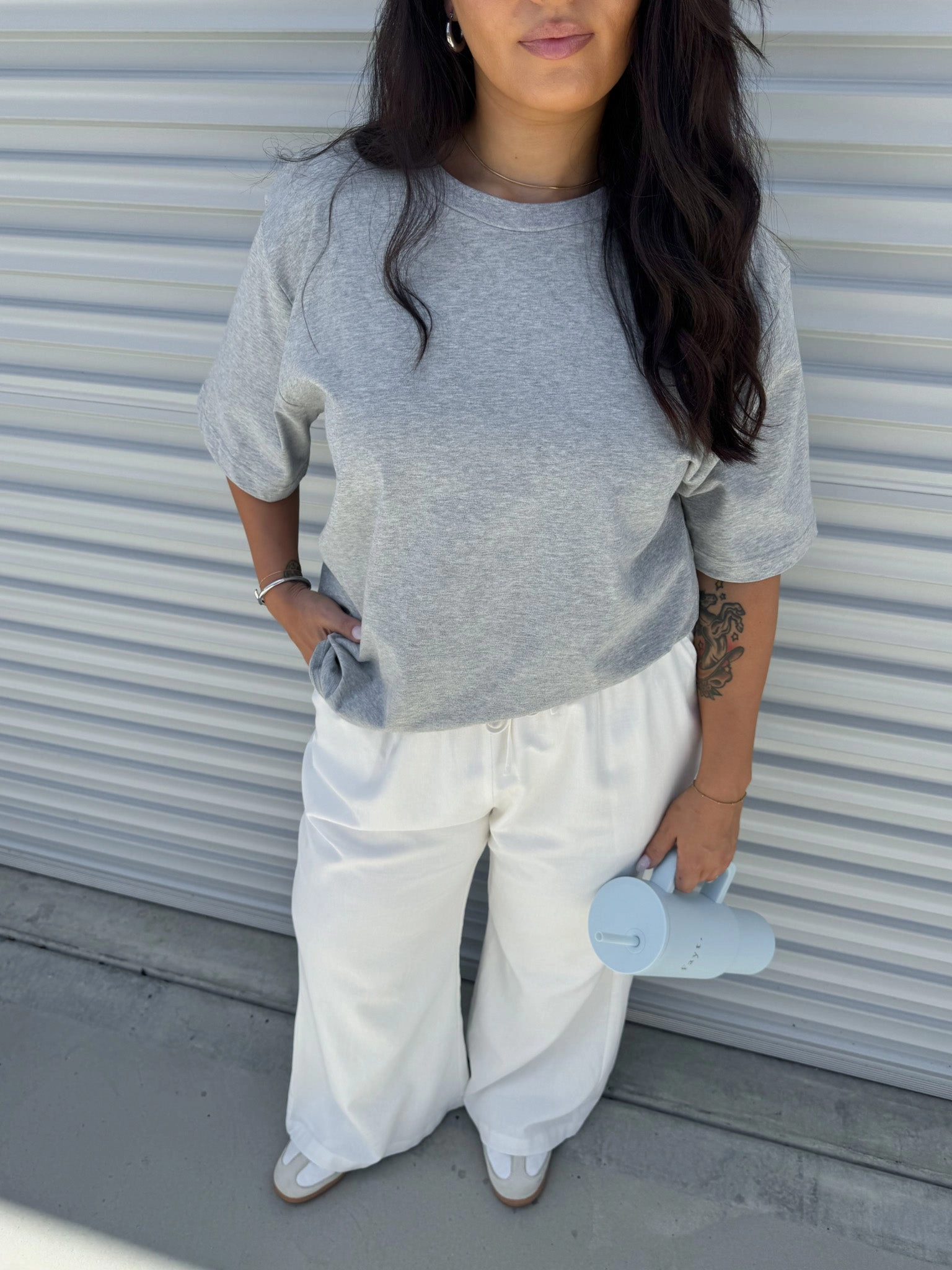 SIGNATURE TEE GREY MARLE